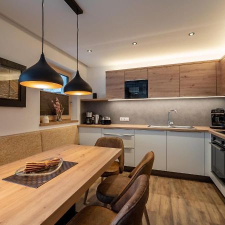 ALMA Appartements Mayrhofen Exterior foto
